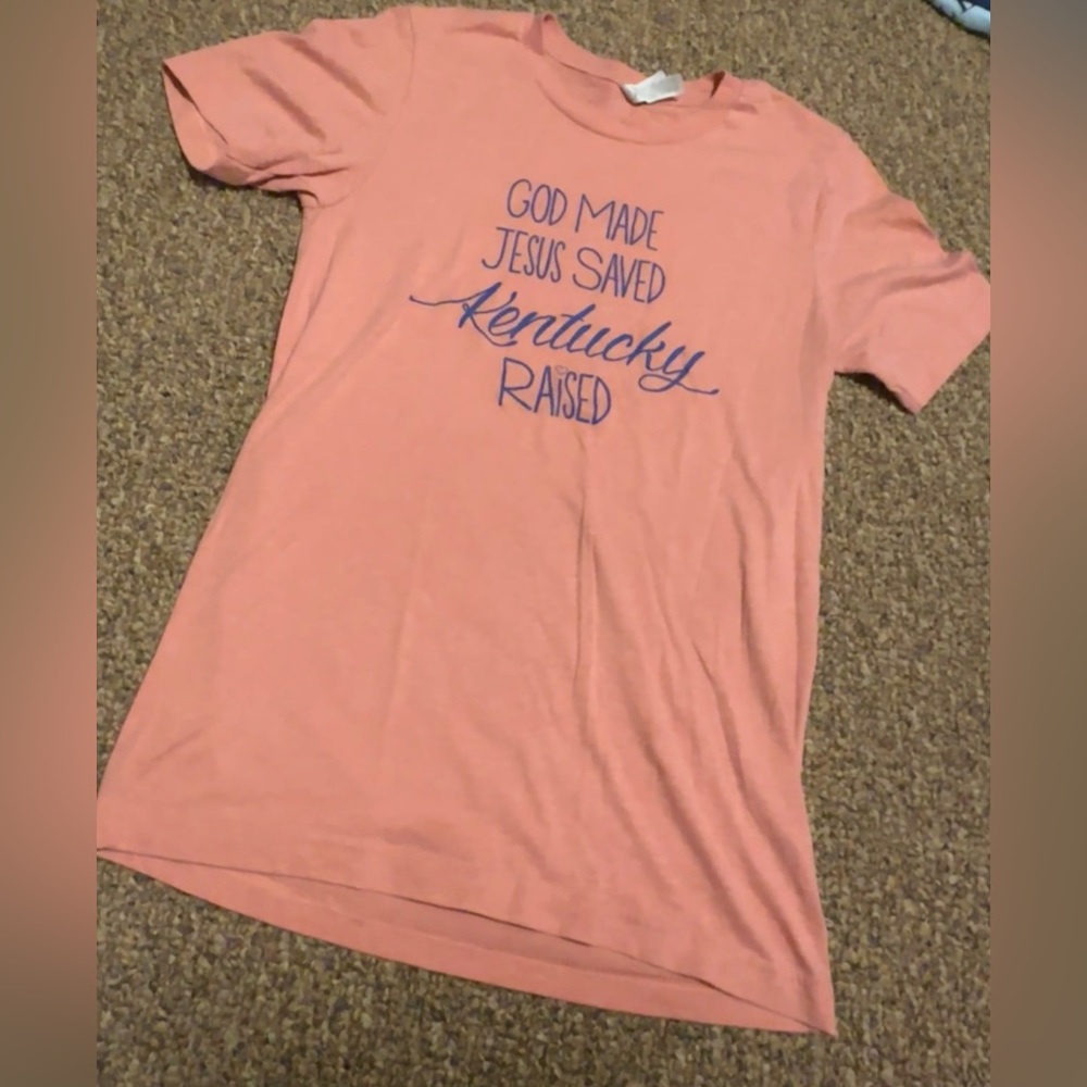 Coral t-shirt